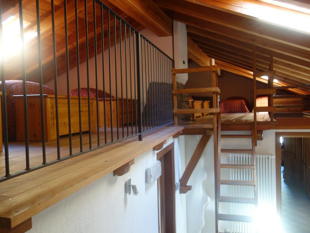 Auberge Lou Creton Di Lui Hostel Pontboset Buitenkant foto