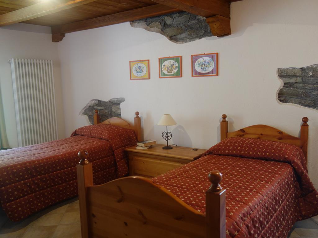 Auberge Lou Creton Di Lui Hostel Pontboset Buitenkant foto