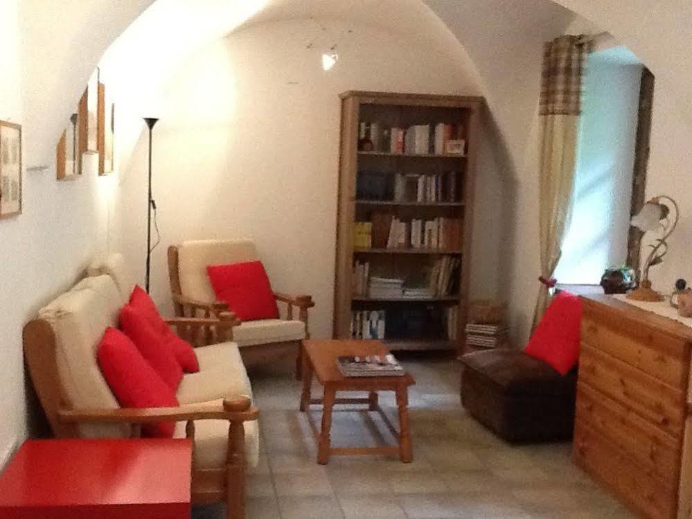 Auberge Lou Creton Di Lui Hostel Pontboset Buitenkant foto